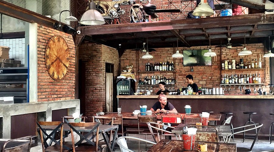 Fabricca - Best pizza in Bali